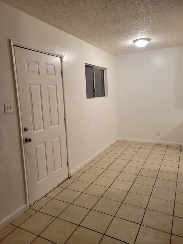 Apartment for rent at 648 W Buena Vista St #648, Barstow, CA 92311