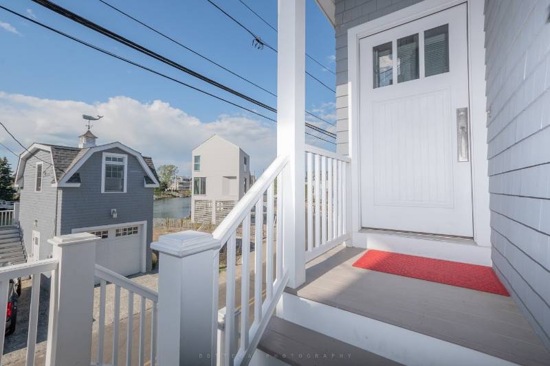 House for rent at 2123 Fairfield Beach Rd, Fairfield, CT 06824