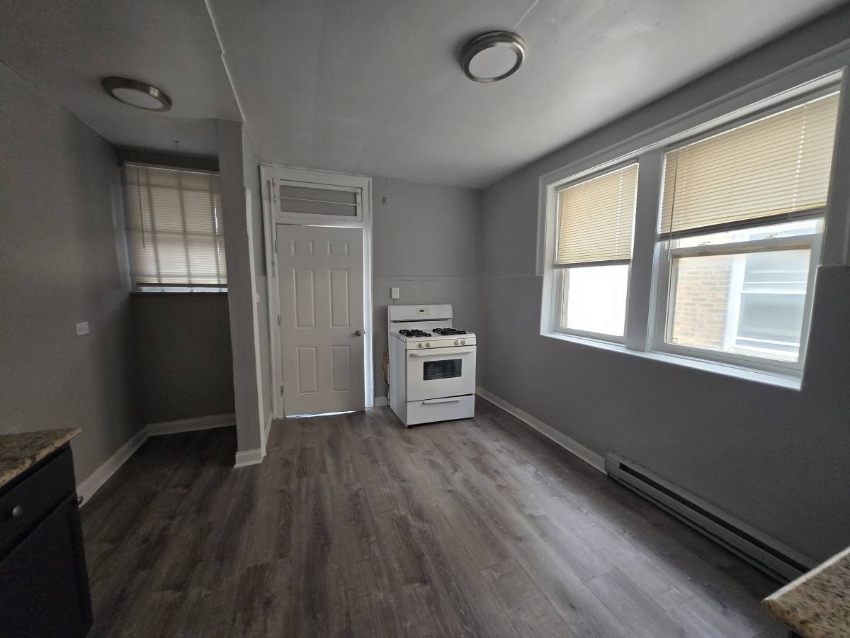 Apartment for rent at 8346 S Maryland #2, Chicago, IL 60619