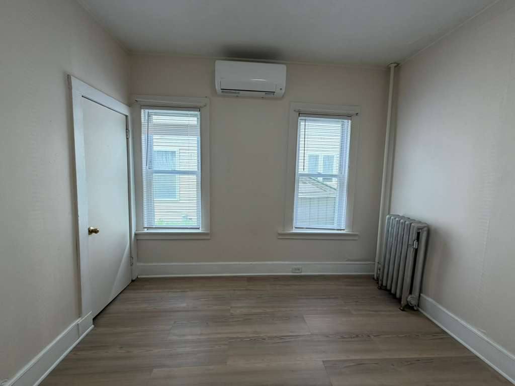 Apartment for rent at 585 Chestnut St #1, Springfield, MA 01107
