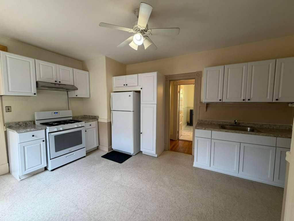 Apartment for rent at 65 Firglade Ave #2, Springfield, MA 01108