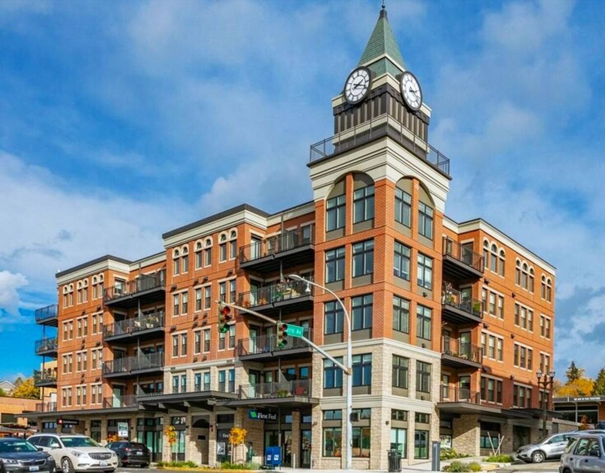 Apartment for rent at 1215 12th St, Bellingham, WA 98225