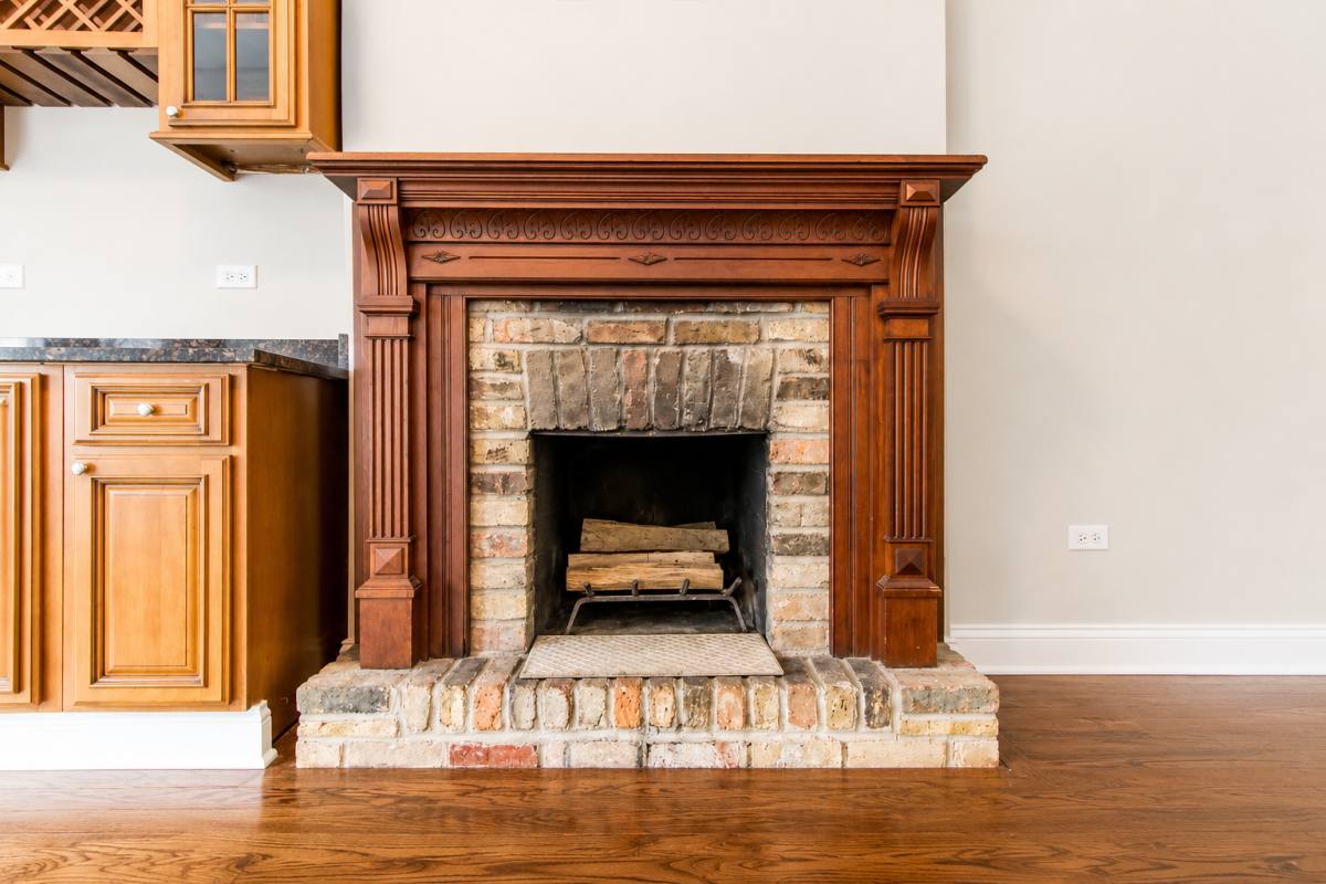 Apartment for rent at 933 Newport #3, Chicago, IL 60657