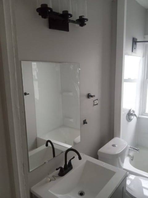 House for rent at 4909 E84, Cleveland, OH 44125