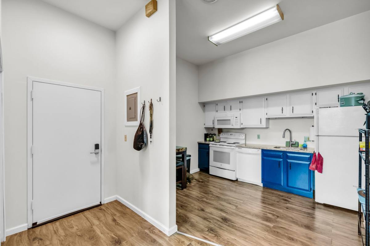Apartment for rent at 100 W High St, Topton, PA 19562