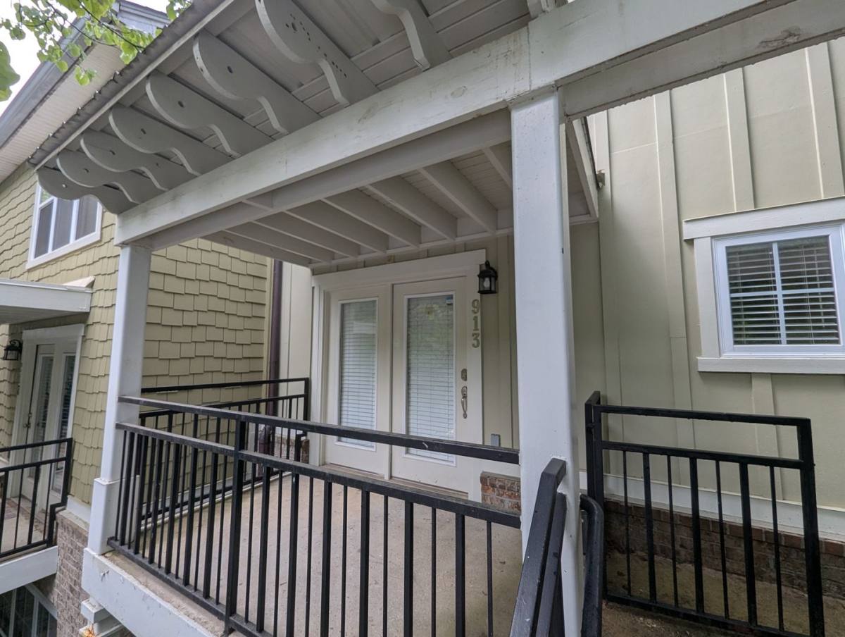 House for rent at 490 Barnett Shoals Rd #913, Athens, GA 30605