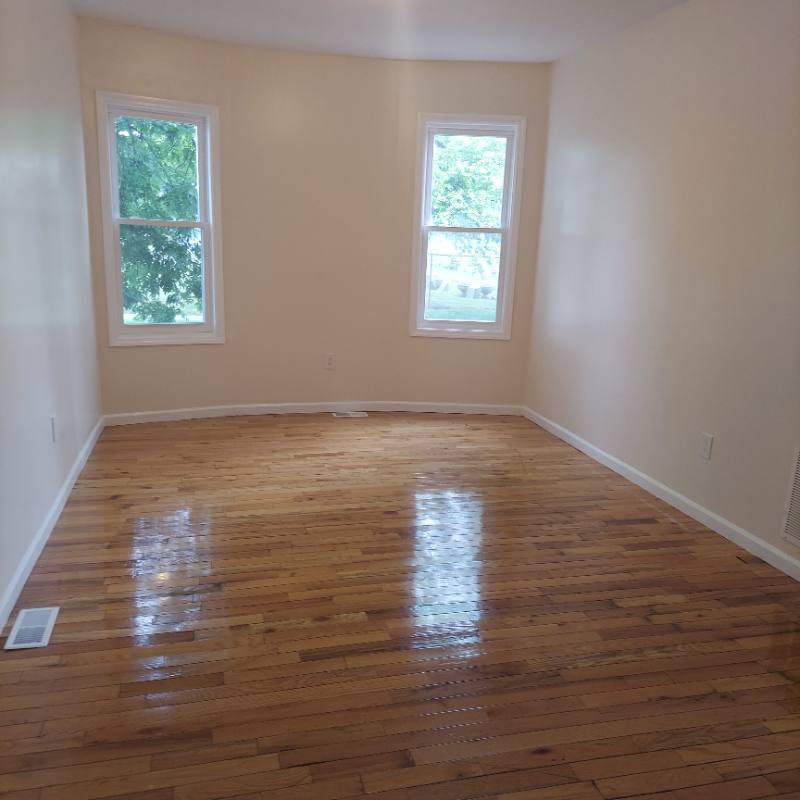Apartment for rent at 527 13th Ave #1, Newark, NJ 07103