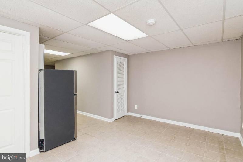 House for rent at 412 N Washington St, Baltimore, MD 21231
