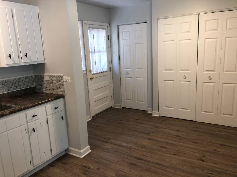 House for rent at 842 7th St, Willowbrook, IL 60527