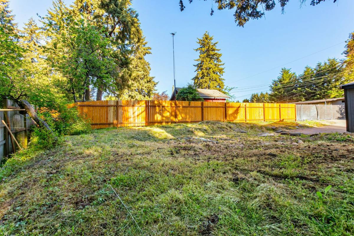 Apartment for rent at 4919 Waller Rd E, Tacoma, WA 98443