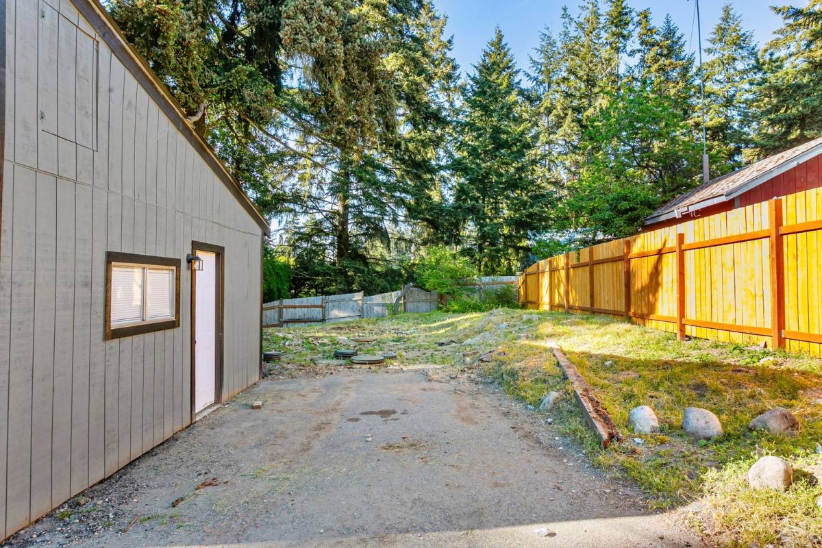 Apartment for rent at 4919 Waller Rd E, Tacoma, WA 98443