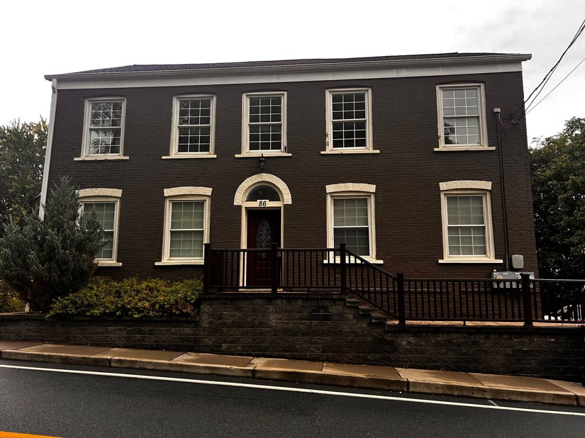 Apartment for rent at 86 Main St, Coeymans, NY 12045
