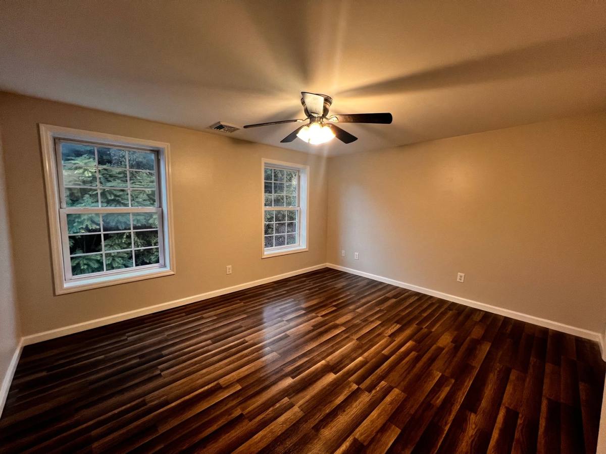 Apartment for rent at 86 Main St, Coeymans, NY 12045