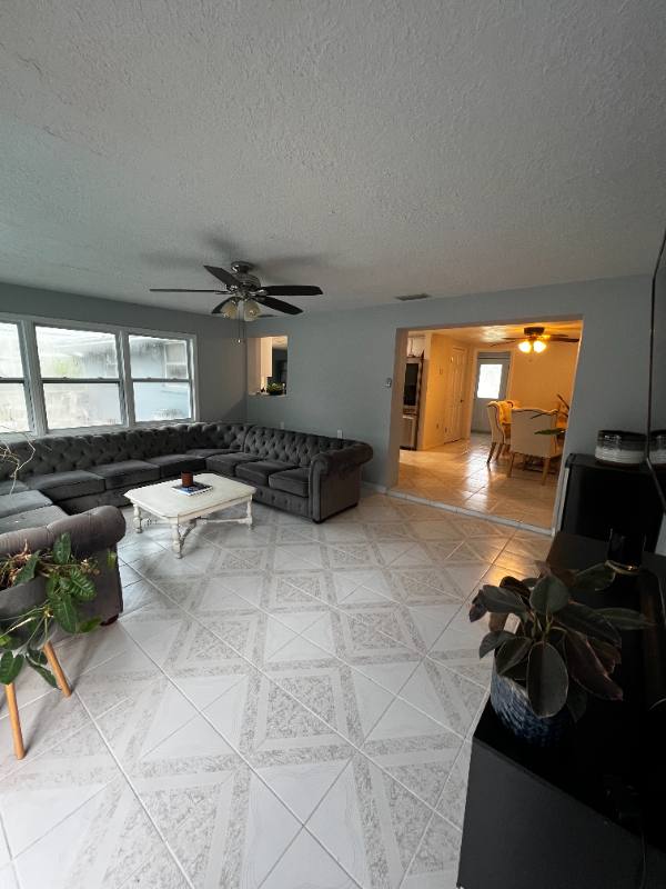 House for rent at 4038 Prado Dr, Sarasota, FL 34235