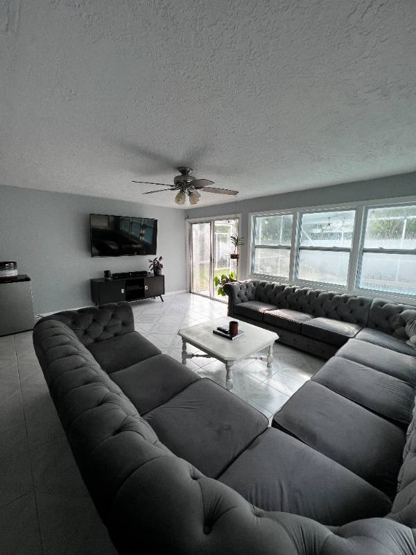 House for rent at 4038 Prado Dr, Sarasota, FL 34235