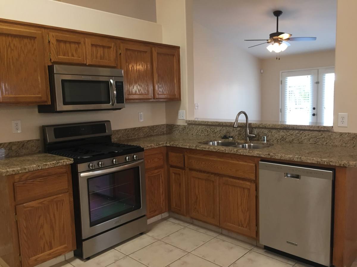 House for rent at 8502 Mainsail Dr, Bakersfield, CA 93312