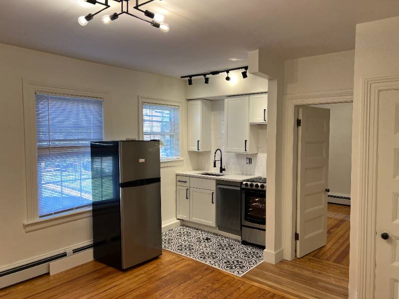 Apartment for rent at 511 Angell St #3, Providence, RI 02903