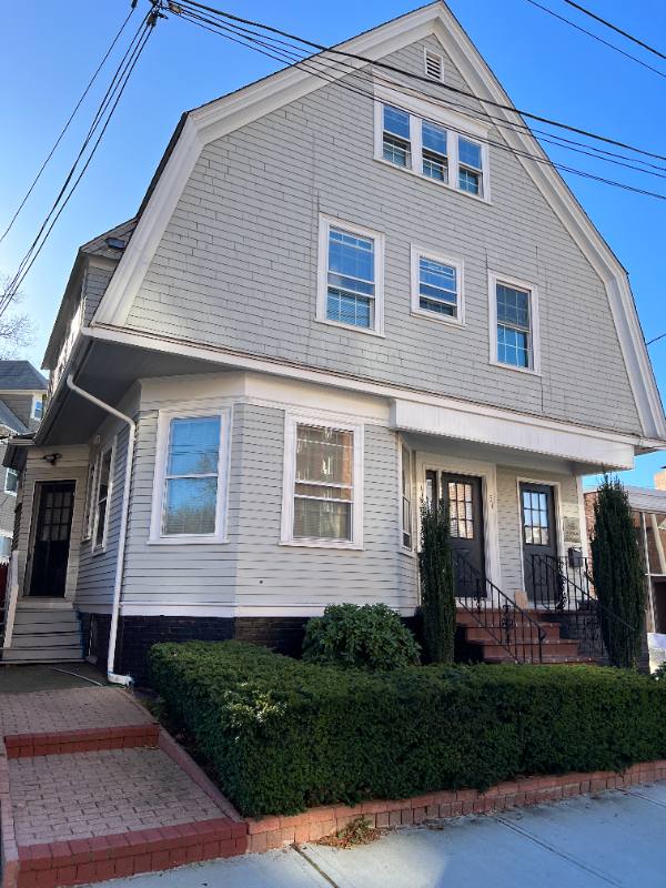 Apartment for rent at 511 Angell St #3, Providence, RI 02903