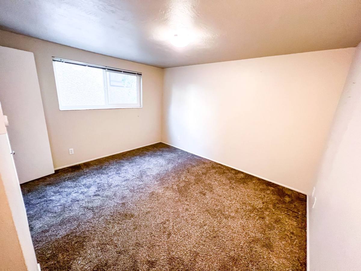 Apartment for rent at 5233 15th Ave NE, Seattle, WA 98105