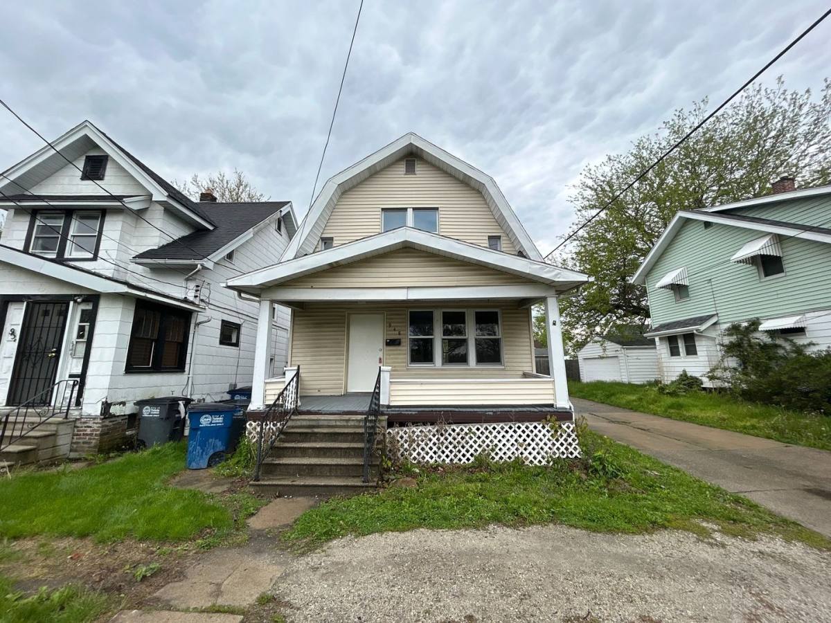 House for rent at 948 White St, Toledo, OH 43605