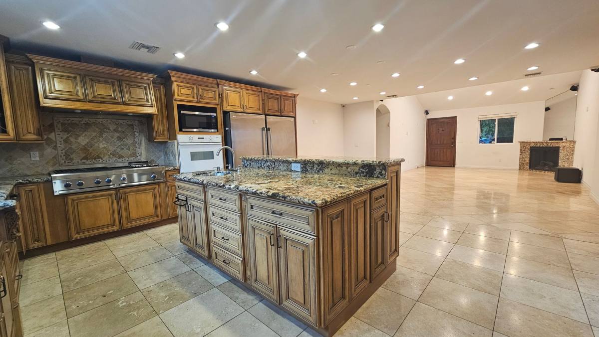 House for rent at 4940 Dobkin Ave, Tarzana, CA 91356