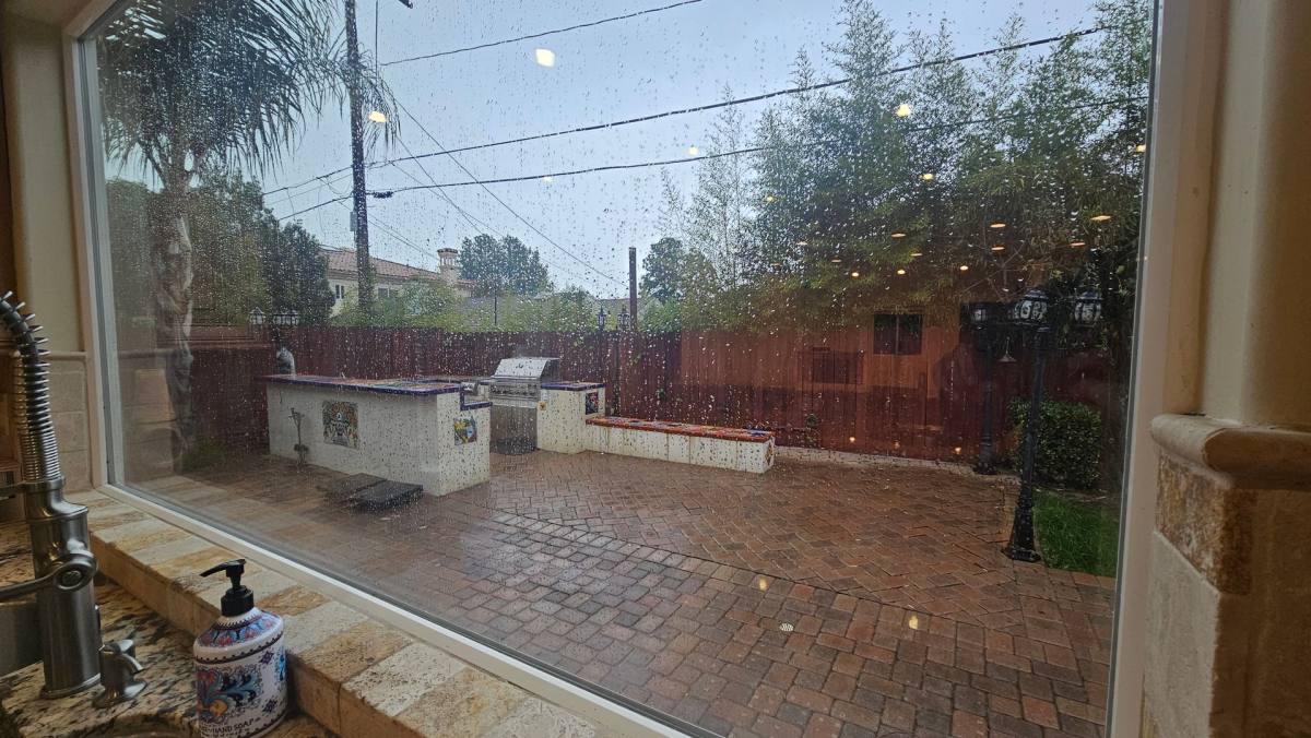 House for rent at 4940 Dobkin Ave, Tarzana, CA 91356