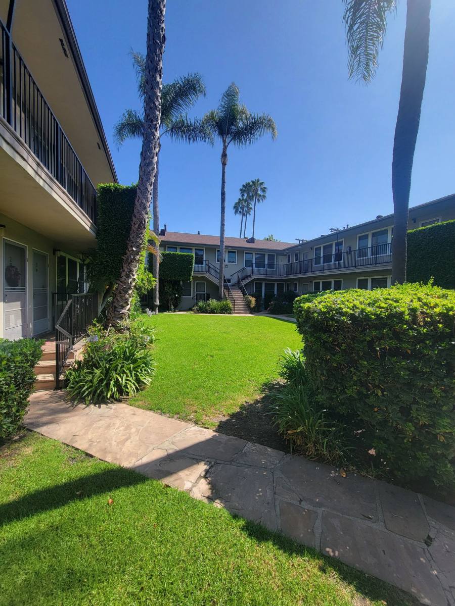 Apartment for rent at 9797 National Blvd, Los Angeles, CA 90034