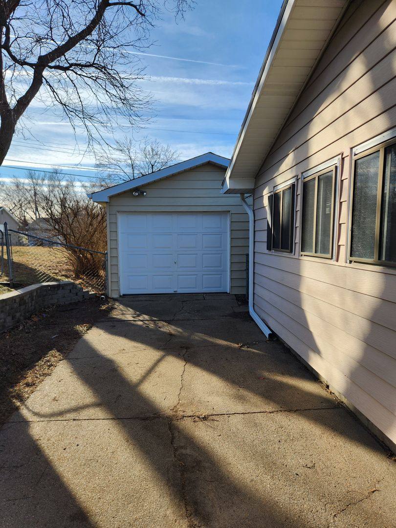 House for rent at 7625 Lafayette Ave, Omaha, NE 68114