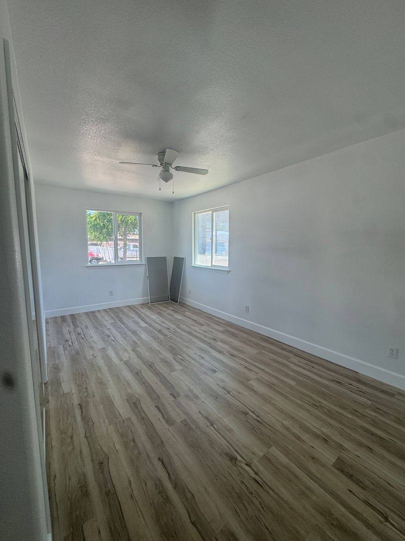 House for rent at 815 Walnut St, Yuba City, CA 95991