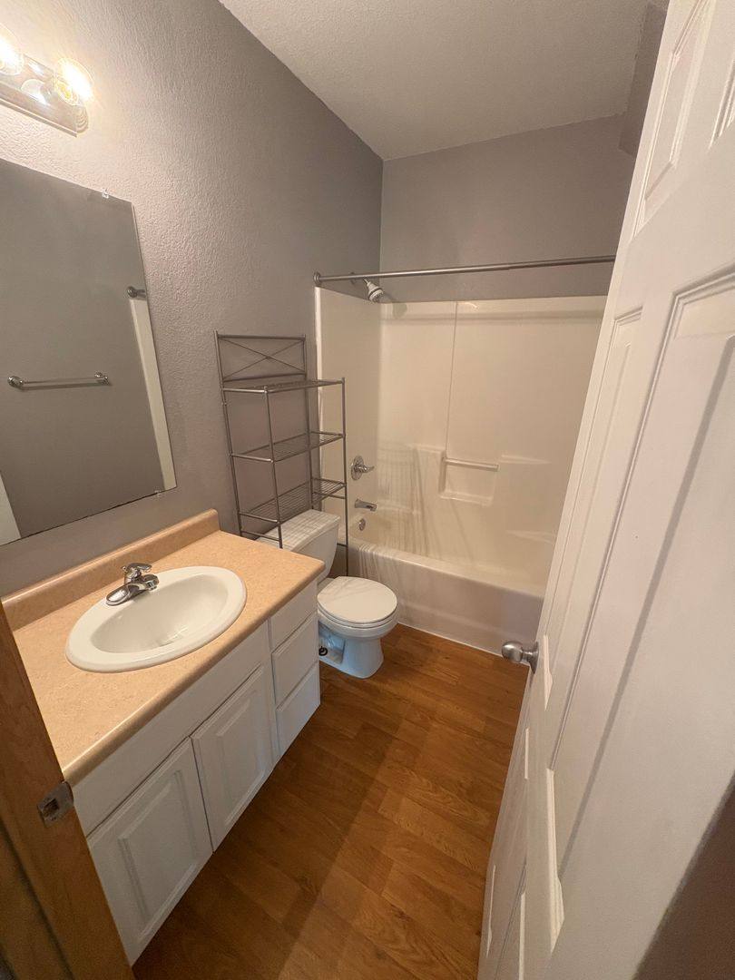 House for rent at 3852 Jay Lane, Waterloo, IA 50701