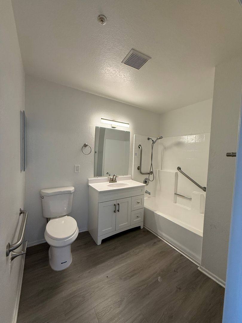 Apartment for rent at 12100 226th St, Hawaiian Gardens, CA 90716
