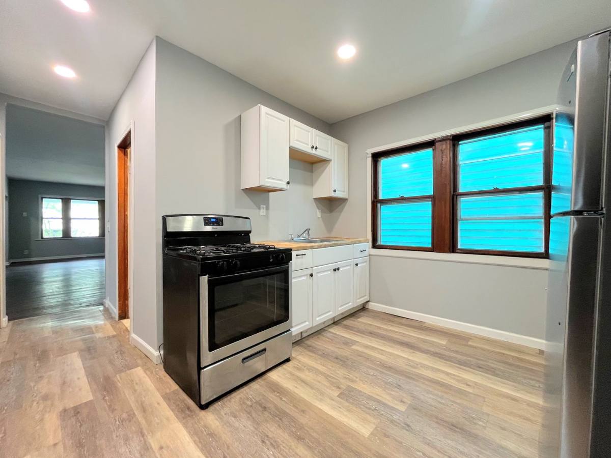Apartment for rent at 73 College St, Buffalo, NY 14201
