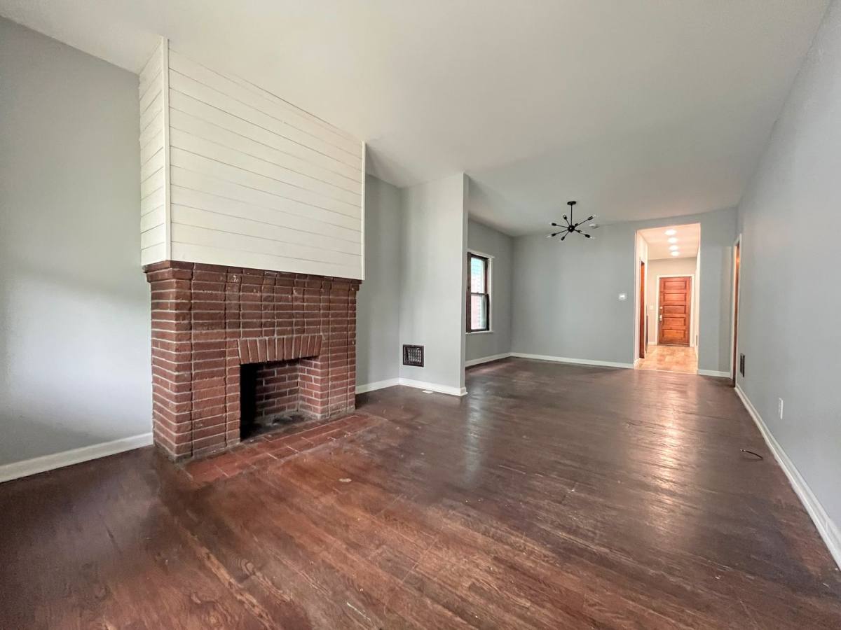 Apartment for rent at 73 College St, Buffalo, NY 14201