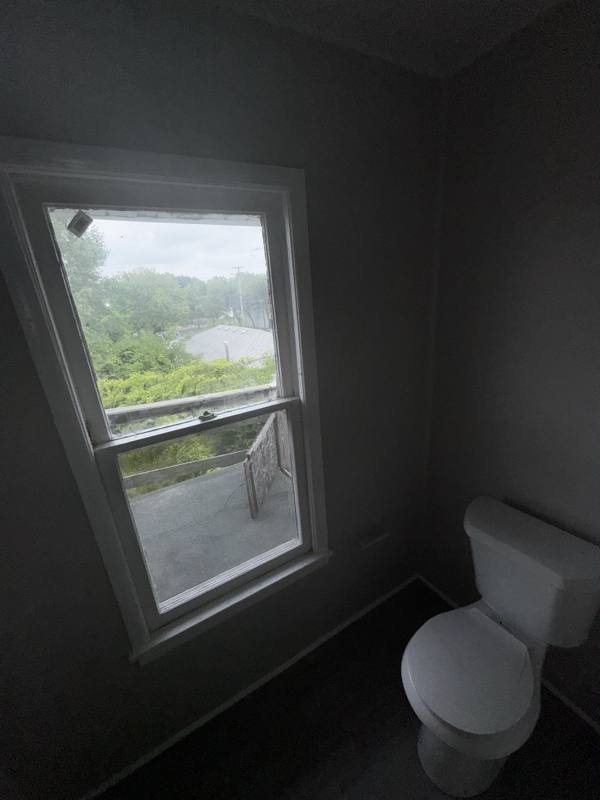 Apartment for rent at 818 Phillips Ave #1 2, Toledo, OH 43612