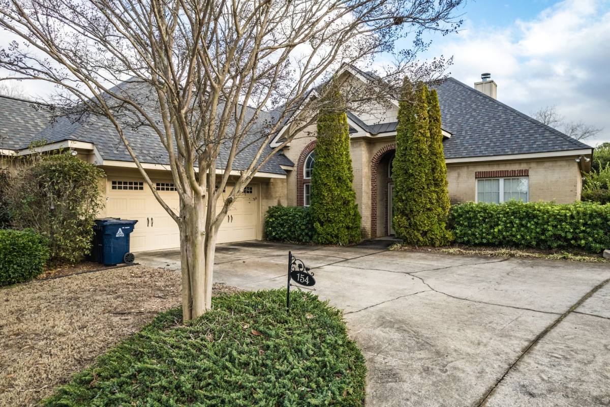 House for rent at 154 Solamere Lane, Auburn, AL 36832