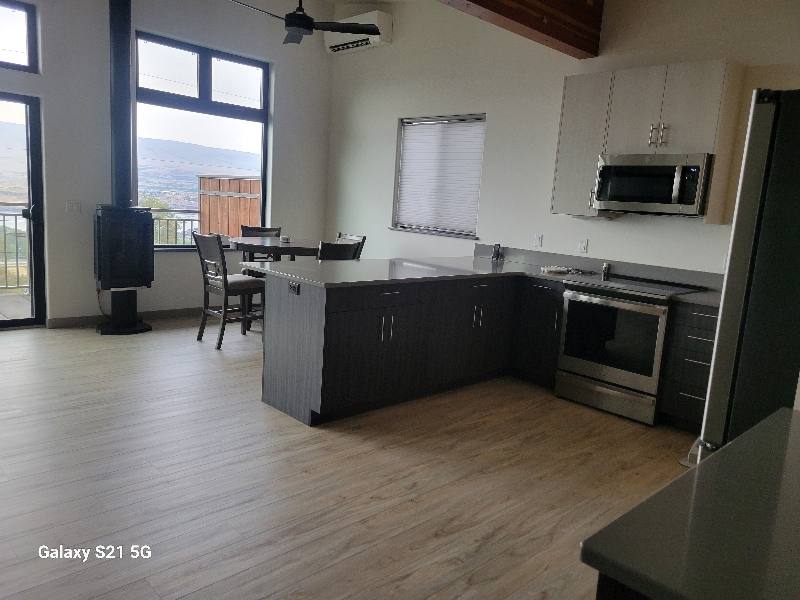 Townhouse for rent at 2702 Old Dufur Rd, The Dalles, OR 97058