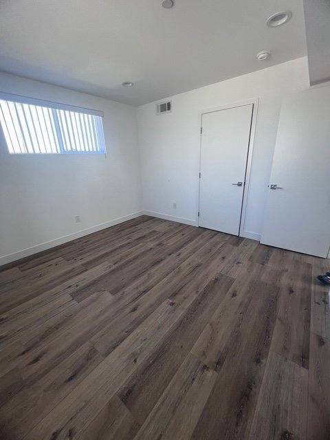 Apartment for rent at 447 1 2 W 74th St, Los Angeles, CA 90003