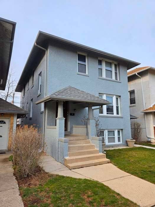 Apartment for rent at 5010 W Grace St #BSMT B, Chicago, IL 60641