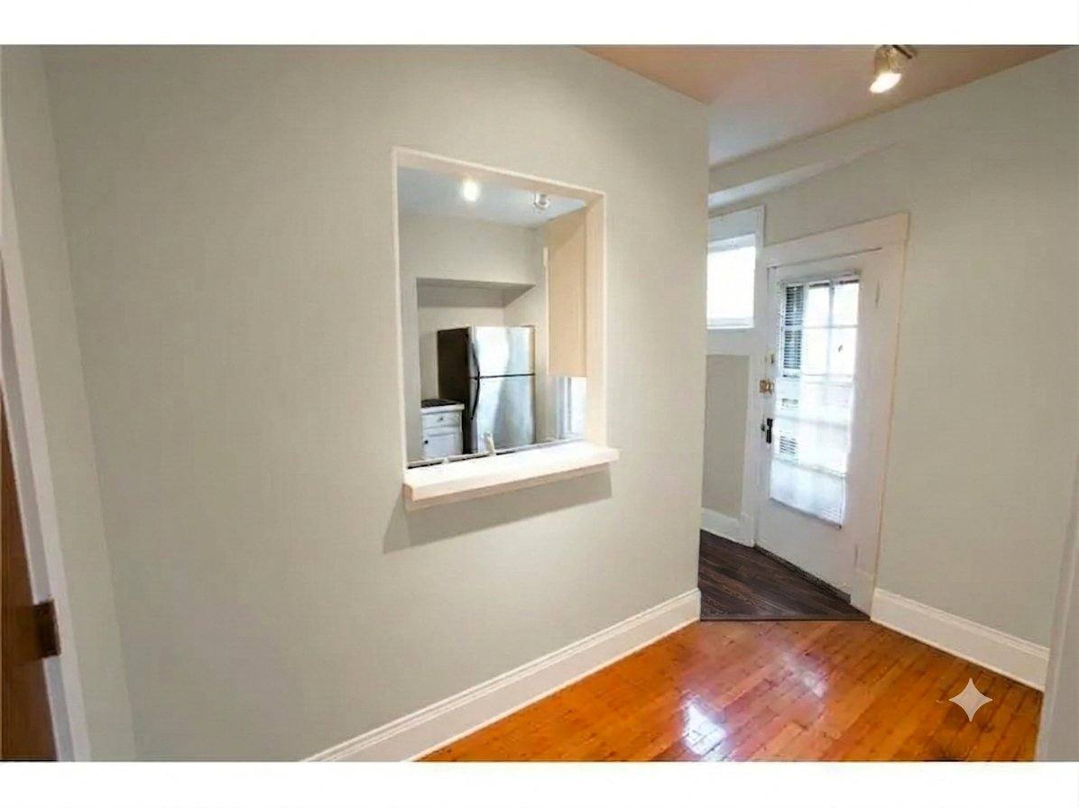 Townhouse for rent at 1228 Central Ave, Indianapolis, IN 46202