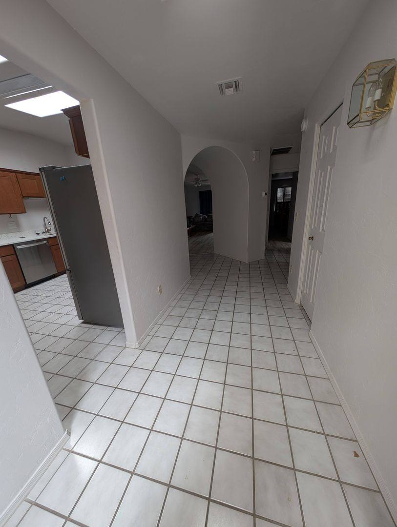 Townhouse for rent at 762 W Rushwood Dr, Tucson, AZ 85704