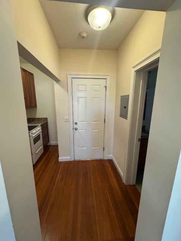 Apartment for rent at 293 Broadway #2R, Methuen, MA 01844