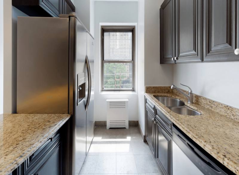 Apartment for rent at 301 E 47th St #19M, New York, NY 10017