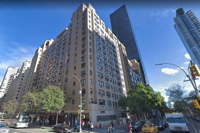 Apartment for rent at 301 E 47th St #19M, New York, NY 10017