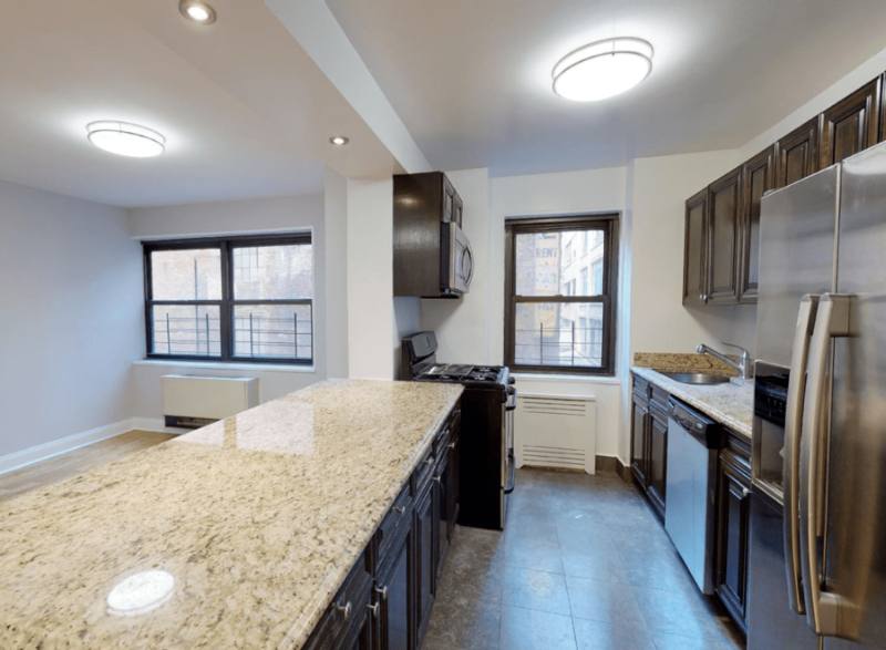 Apartment for rent at 301 E 47th St #19M, New York, NY 10017