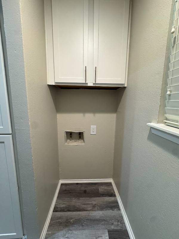 Apartment for rent at 2010 Estrada Parkway #201, Irving, TX 75061