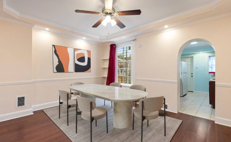 Townhouse for rent at 415 N E Ave, Baltimore, MD 21224