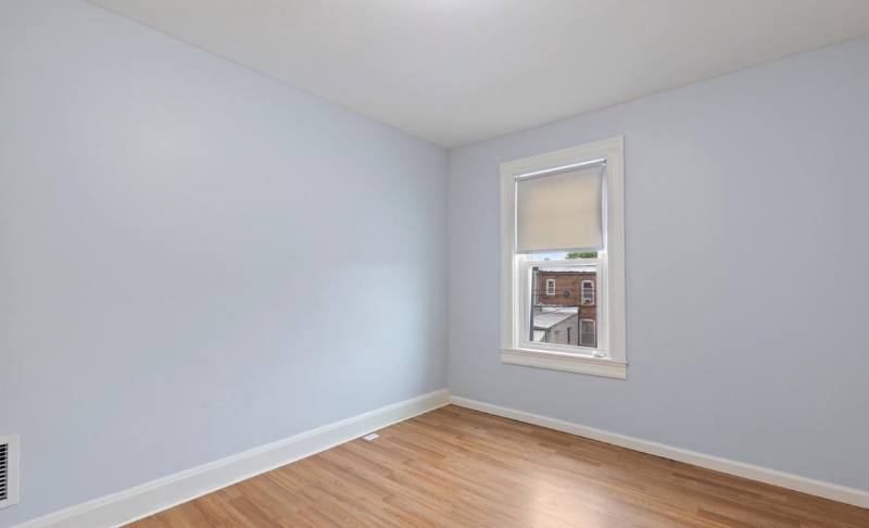 Townhouse for rent at 415 N E Ave, Baltimore, MD 21224