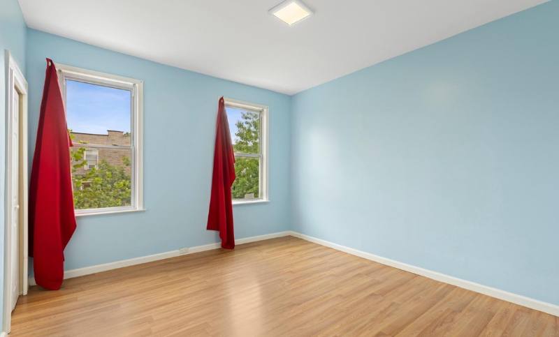 Townhouse for rent at 415 N E Ave, Baltimore, MD 21224