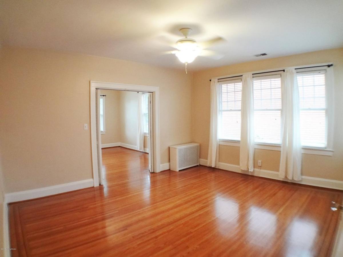 Apartment for rent at 2450 Glenmary Ave, Louisville, KY 40204