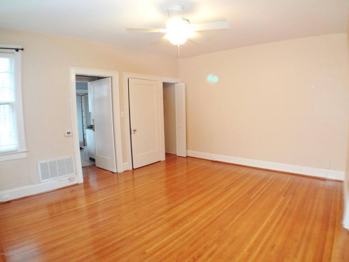Apartment for rent at 2450 Glenmary Ave, Louisville, KY 40204